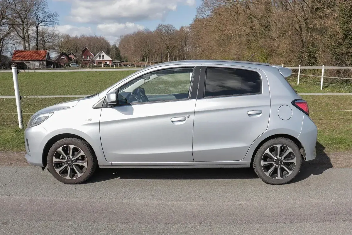 Gebraucht Mitsubishi Space Star Edition+ 80 PS (58 kW) 2020 Grau Kleinwagen