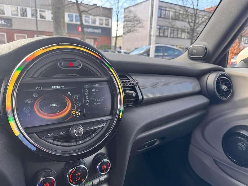 Gebraucht Mini Cooper Cabriolet 136 PS (100 kW) 2016 Weiß Cabrio