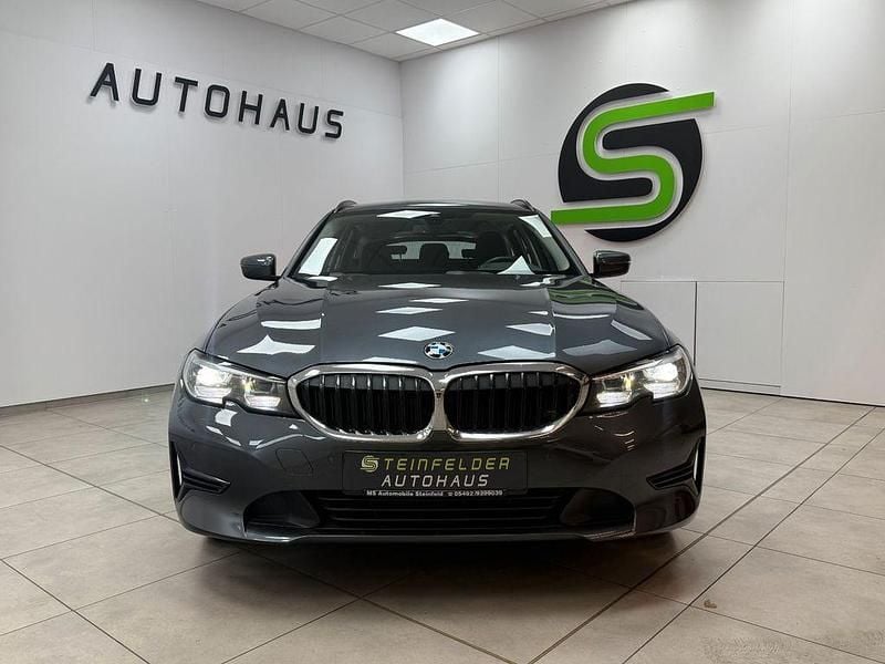 Gebraucht BMW 320 184 PS (135 kW) 2020 Grau Kombi