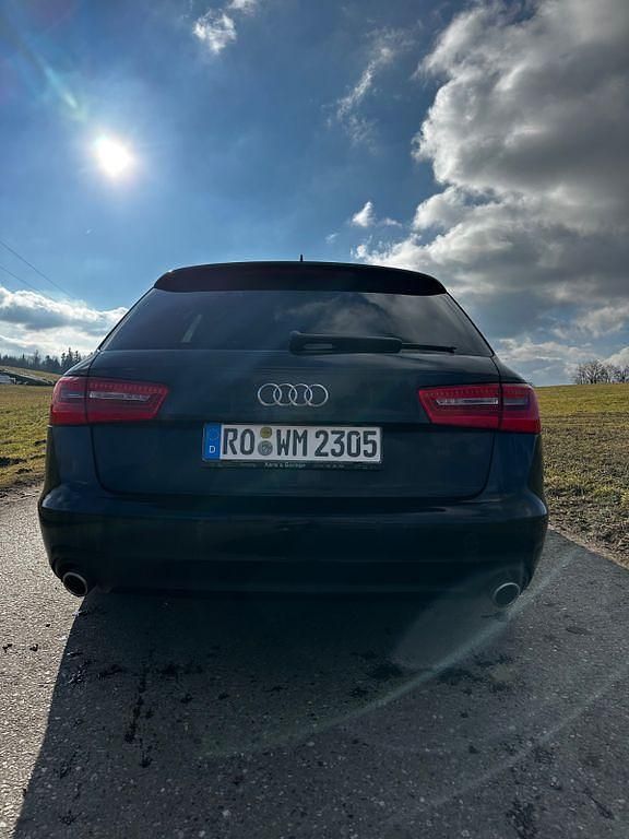 Gebraucht Audi A6 Sport 313 PS (230 kW) 2013 Blau Kombi