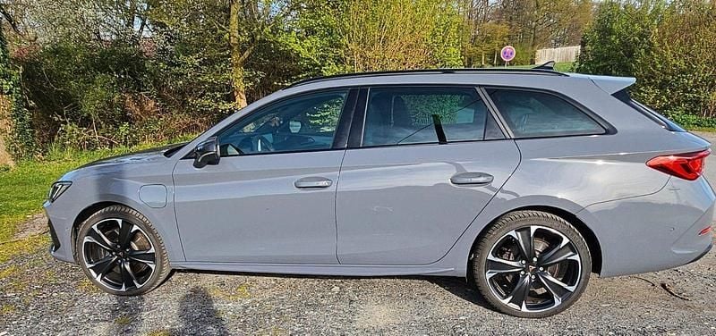 Second-hand Cupra Leon 150 CP (110 kW) 2020 Gri Break