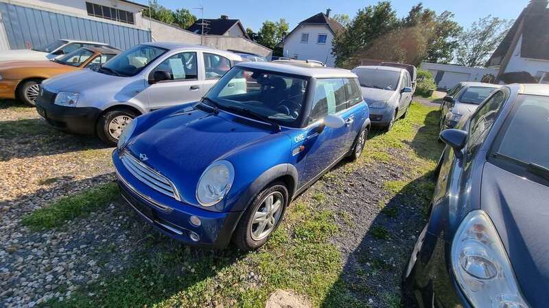 Hyper blue metallic Gebraucht 2006 Mini ONE Kleinwagen | 990 € (Guter Preis) - Bild 1/4