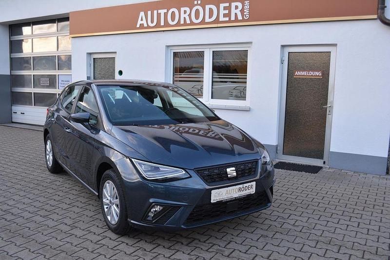 Gebraucht Seat Ibiza Style 95 PS (69 kW) 2024 Grau Limousine
