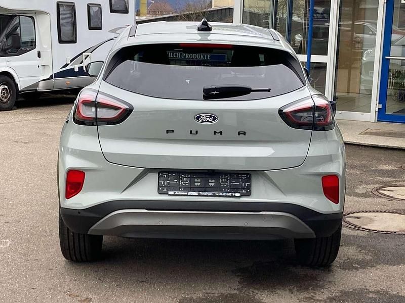 Gebraucht Ford Puma Titanium 125 PS (91 kW) 2025 Cactus gray SUV