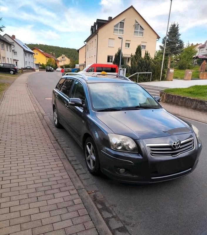 Gebraucht Toyota Avensis 163 PS (119 kW) 2007 Grau Kombi