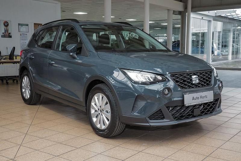 Neu Seat Arona Business 116 PS (85 kW) 2026 Blau SUV