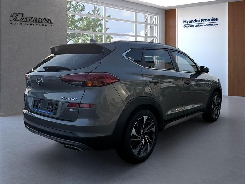 Gebraucht Hyundai Tucson 136 PS (100 kW) 2020 Grau SUV
