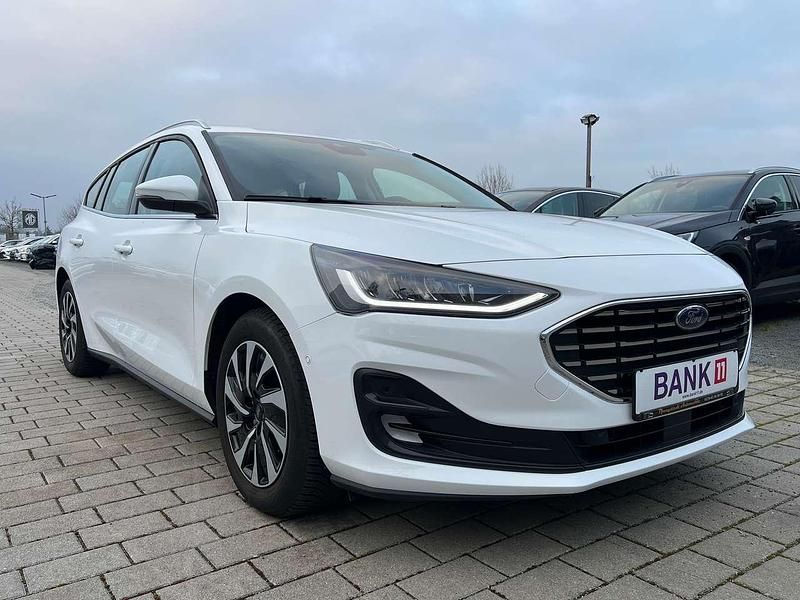 Gebraucht Ford Focus Titanium 116 PS (85 kW) 2024 Frostweiß Kombi