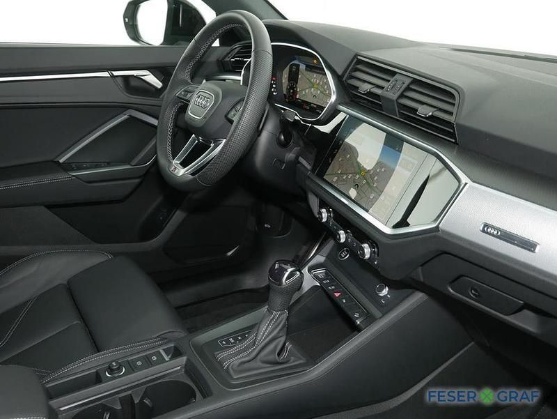 Gebraucht Audi Q3 Ambiente 150 PS (110 kW) 2025 Florettsilber metallic SUV