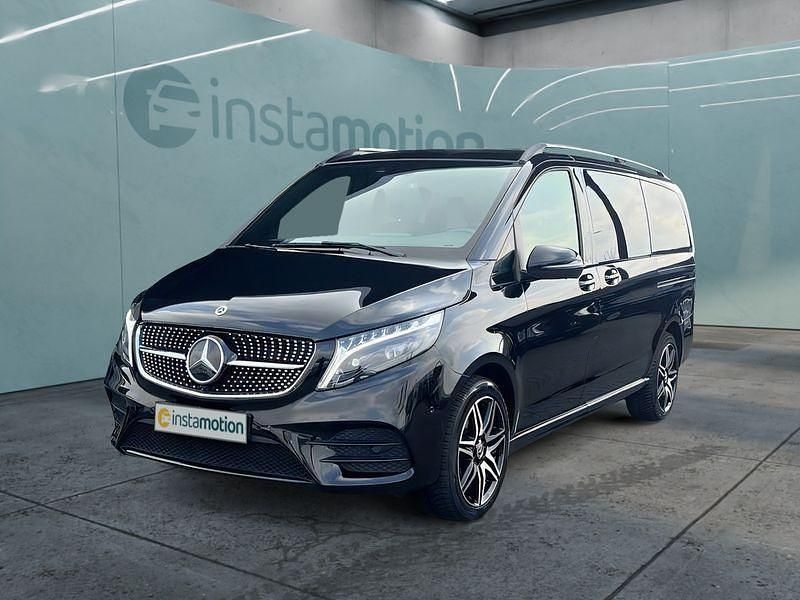 Schwarz Gebraucht 2024 Mercedes V300 Van / Kleinbus | 71.699 € (Teuer) - Bild 1/4