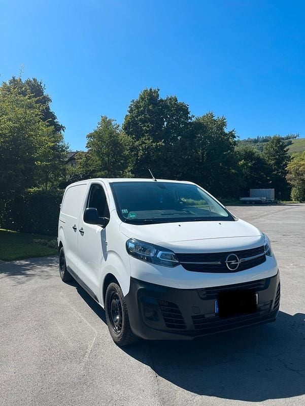 Weiß Gebraucht 2021 Opel Vivaro Van | 18.500 € (Superpreis) - Bild 1/4
