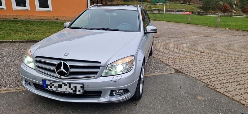 Silber Gebraucht 2009 Mercedes C180 Kombi | 6.600 € (Fairer Preis) - Bild 1/4
