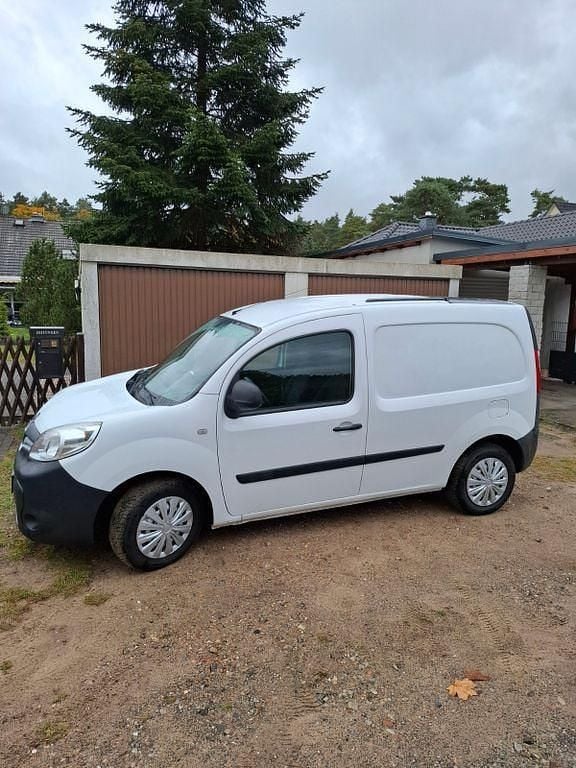 Weiß Gebraucht 2016 Renault Kangoo Rapid Extra Van / Kleinbus | 6.500 € (Superpreis) - Bild 1/4