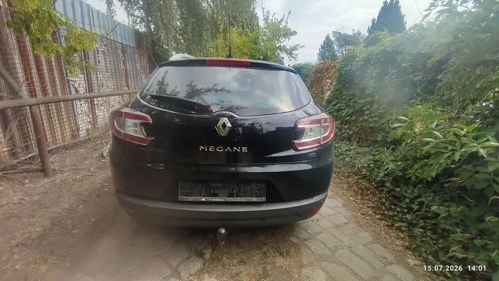 Gebraucht Renault Mégane III 106 PS (77 kW) 2011 Schwarz Limousine