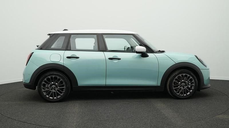Gebraucht Mini Cooper Classic 156 PS (114 kW) 2024 Grün Kleinwagen
