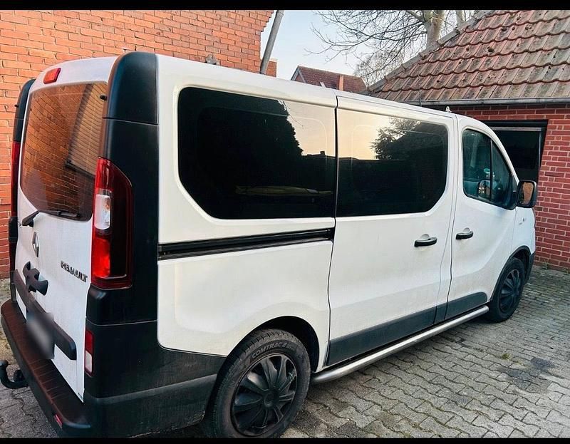 Gebraucht Renault Traffic 2019 Weiß Kombi