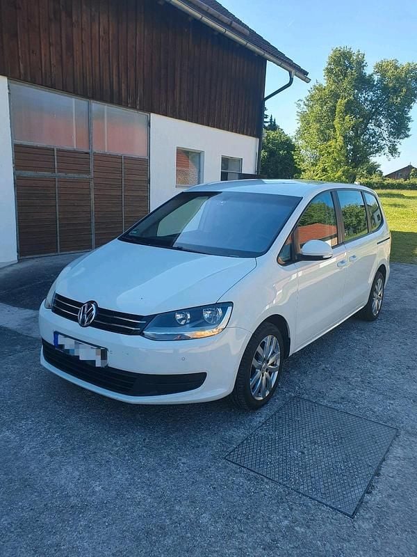 Weiß Gebraucht 2015 VW Sharan Van / Kleinbus | 9.100 € (Superpreis) - Bild 1/4