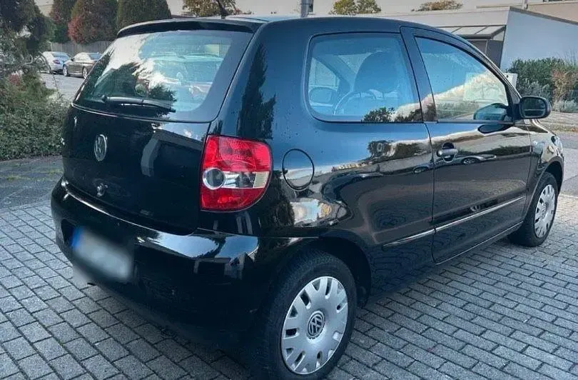 Gebraucht VW Fox 54 PS (39 kW) 2010 Blau Kleinwagen