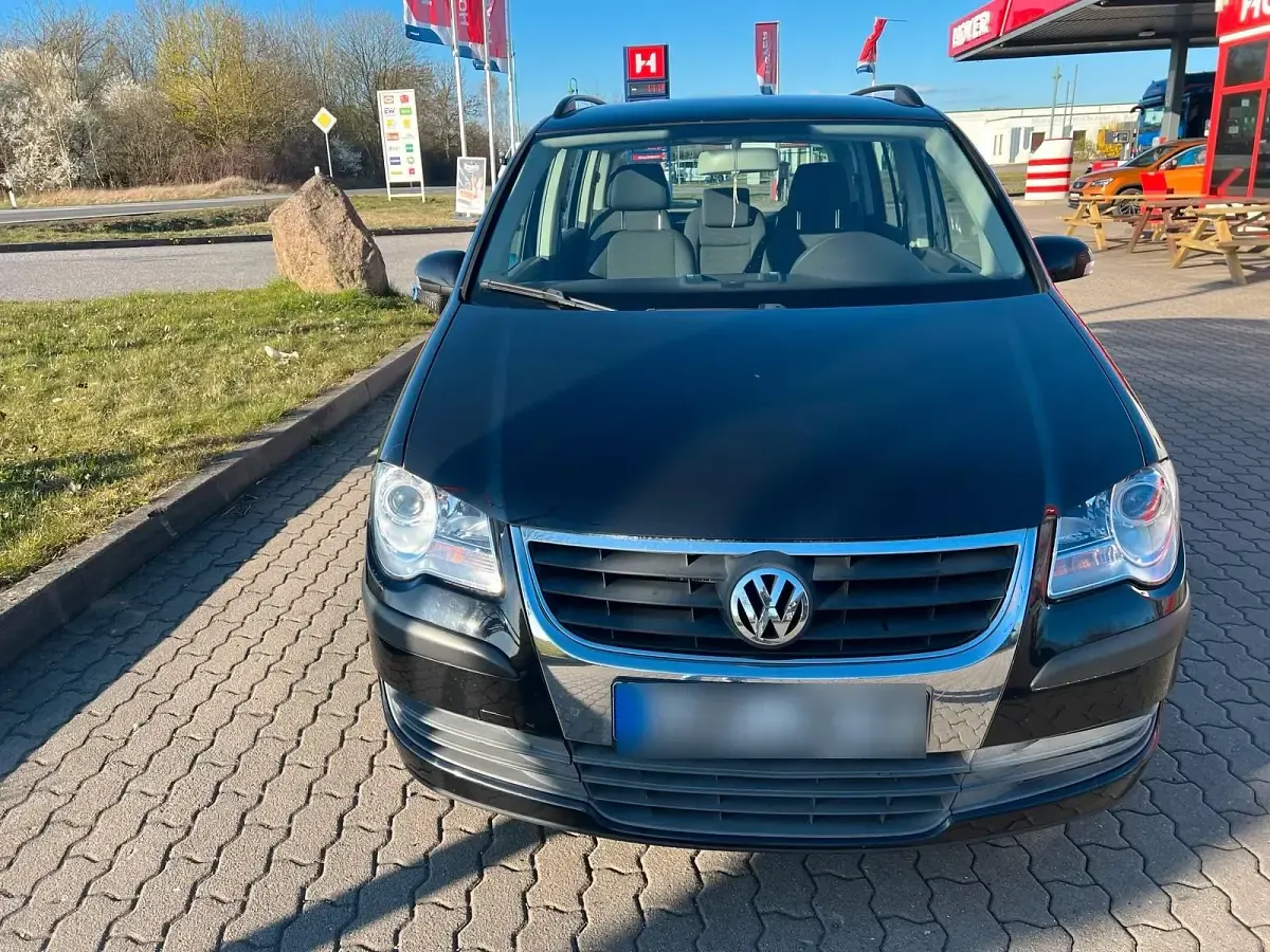 Gebraucht VW Touran Conceptline 105 PS (77 kW) 2008 Schwarz Van / Kleinbus