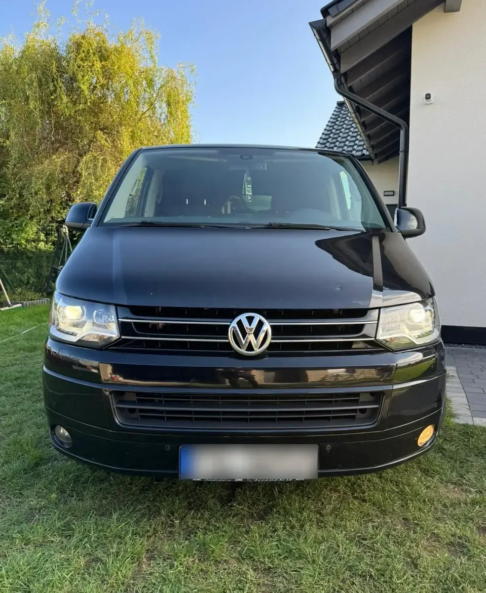 Gebraucht VW Multivan 179 PS (131 kW) 2014 Schwarz Van / Kleinbus