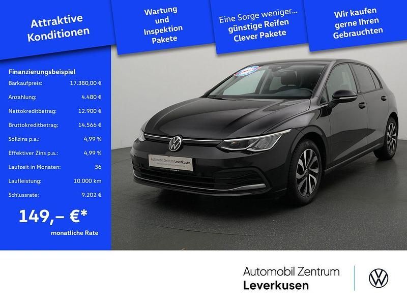 Schwarz / deep black (metallic) Gebraucht 2021 VW Golf Active Limousine | 17.380 € (Fairer Preis) - Bild 1/4