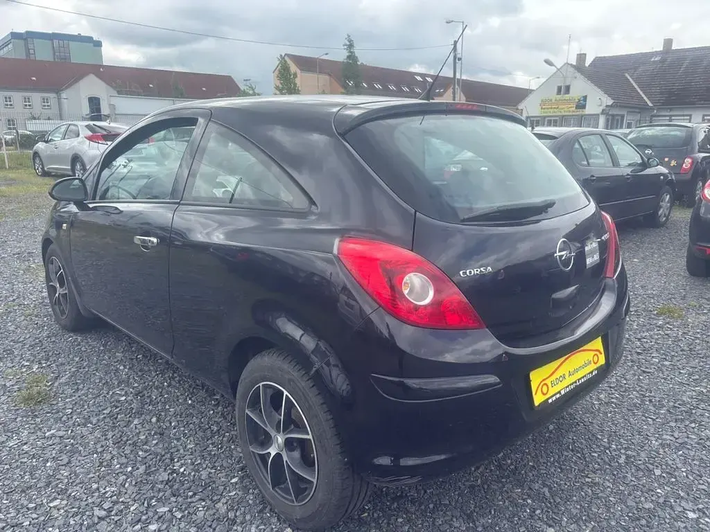 Gebraucht Opel Corsa Selection 60 PS (44 kW) 2009 Schwarz Kleinwagen