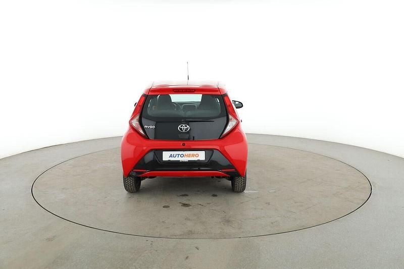 Gebraucht Toyota Aygo X-play 72 PS (52 kW) 2021 Rot Kleinwagen