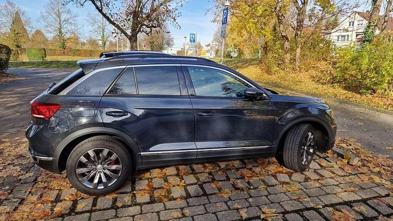 Grau Gebraucht 2018 VW T-Roc Sport SUV | 19.000 € (Fairer Preis) - Bild 1/4