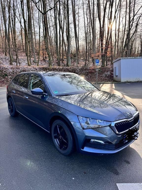 Gebraucht Skoda Scala Ambition 116 PS (85 kW) 2019 Grau Kleinwagen