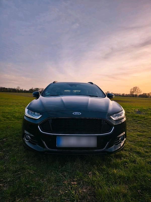 Gebraucht Ford Mondeo ST-Line 165 PS (121 kW) 2018 Schwarz Kombi