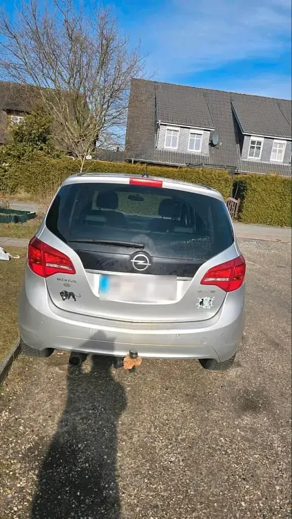 Gebraucht Opel Meriva 110 PS (80 kW) 2012 Silber Van / Kleinbus