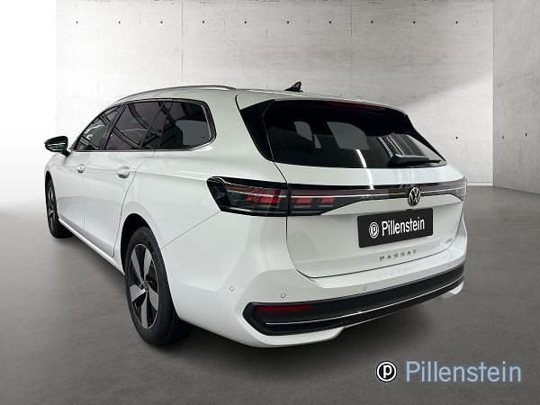 Neu VW Passat Business 150 PS (110 kW) 2026 Weiß (oryxweiß perlmutteffekt) Kombi