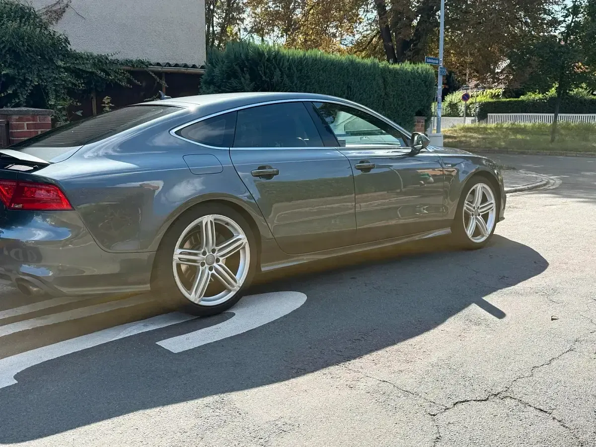 Gebraucht Audi A7 S-Line 245 PS (180 kW) 2014 Grau Kleinwagen