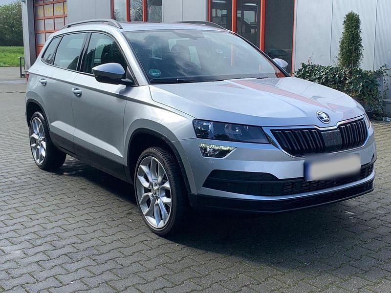 Gebraucht Skoda Karoq 150 PS (110 kW) 2021 Silber SUV