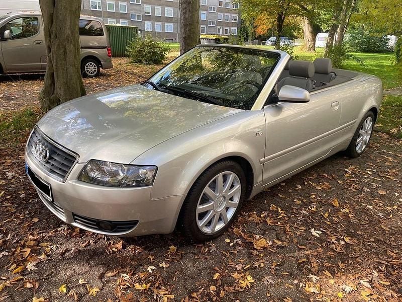 Silber Gebraucht 2003 Audi A4 Cabriolet S-Line Cabrio | 2.500 € (Superpreis) - Bild 1/4