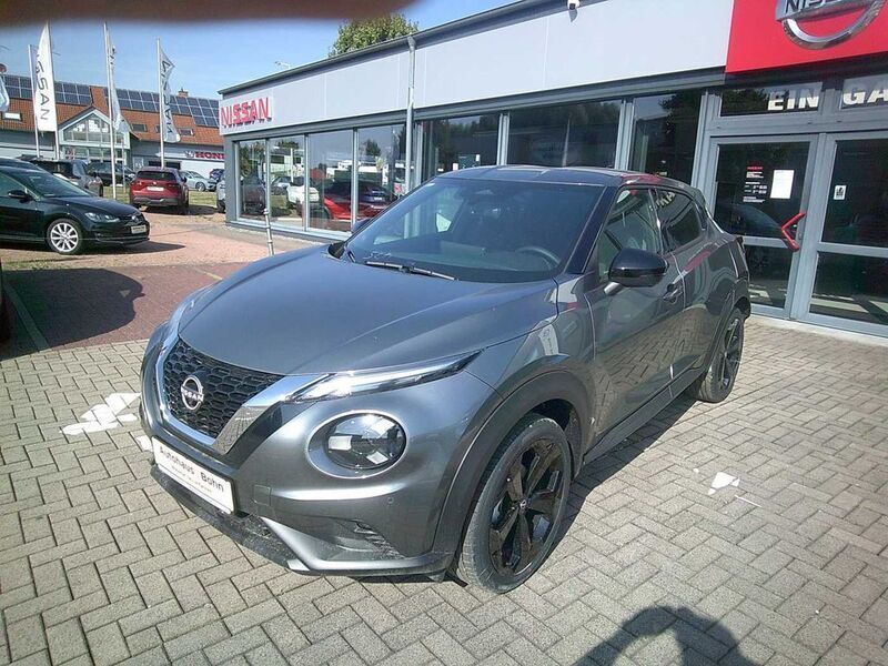 Grau Neu 2024 Nissan Juke Tekna SUV | 29.970 € - Bild 1/4