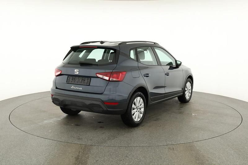 Gebraucht Seat Arona Style 2026 Magnetic tech grau metallic SUV