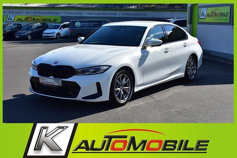 Weiss Gebraucht 2023 BMW 320 M Sport Limousine | 37.680 € (Guter Preis) - Bild 1/4
