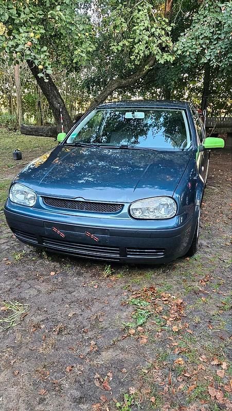 Gebraucht VW Golf IV 75 PS (55 kW) 2002 Grau Kleinwagen