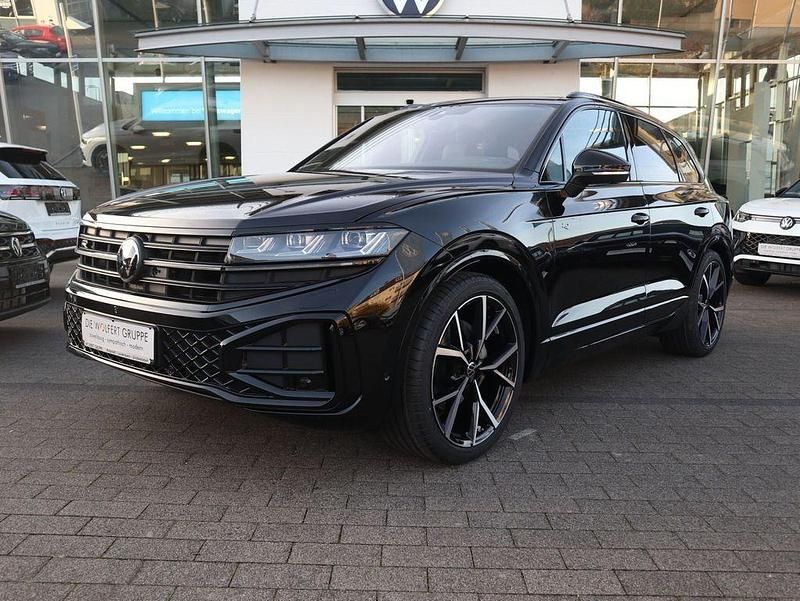 Neu VW Touareg R-line 286 PS (210 kW) 2025 Grenadillschwarz metallic SUV