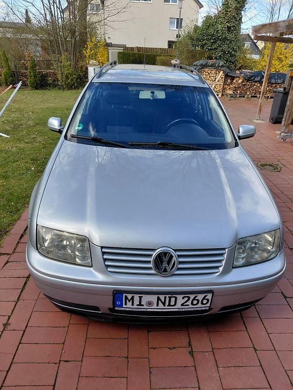 Gebraucht VW Bora Comfortline 105 PS (77 kW) 2002 Silber Kombi