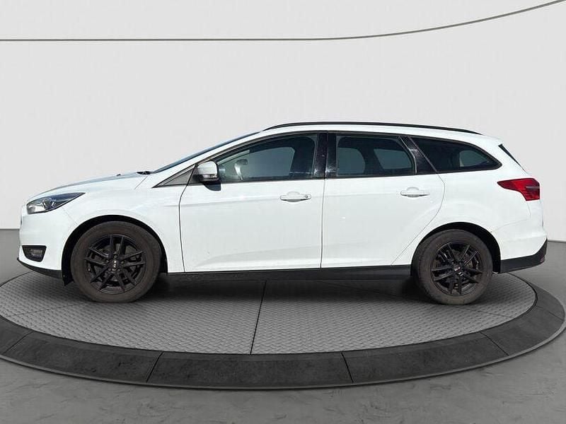 Gebraucht Ford Focus 125 PS (91 kW) 2016 Weiss Kombi