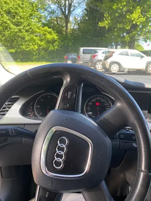 Gebraucht Audi A4 Ambiente 190 PS (139 kW) 2009 Limousine