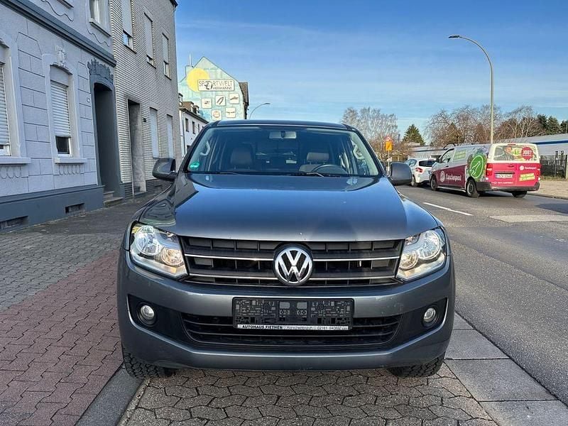 Gebraucht VW Amarok Trendline 163 PS (119 kW) 2012 Grau Abholung