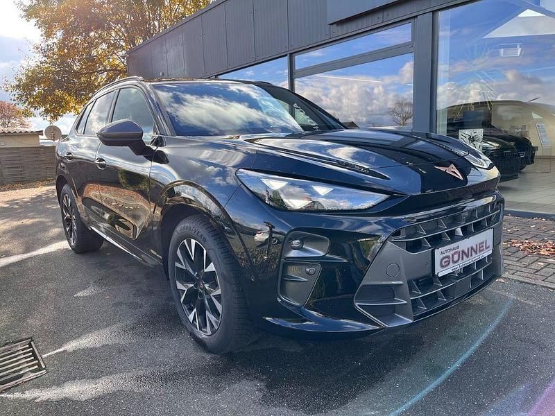 Rot Gebraucht 2025 Cupra Terramar SUV | 37.290 € (Fairer Preis) - Bild 1/4