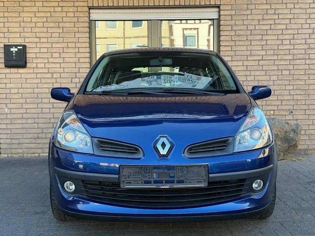 Używany Renault Clio III Dynamique 86 KM (63 kW) 2005 Niebieski