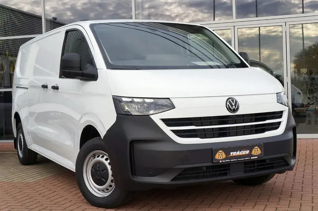 Neu VW T7 150 PS (110 kW) 2025 Weiß Van