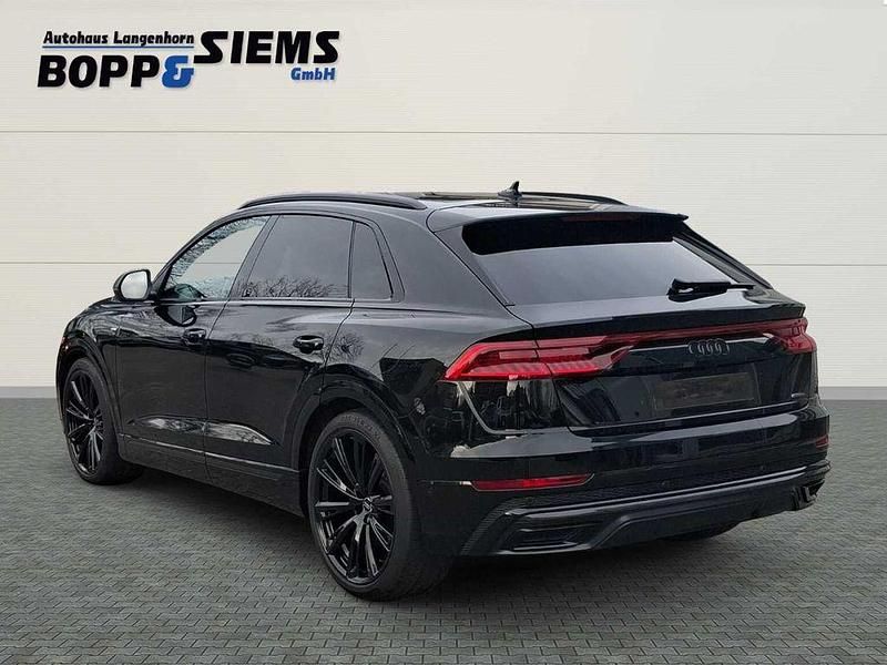 Gebraucht Audi Q8 Competition 286 PS (210 kW) 2022 Mythosschwarz metallic SUV