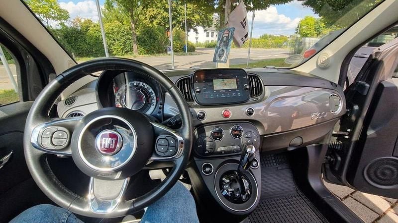 Grau Gebraucht 2019 Fiat 500 Lounge Kleinwagen | 13.499 € (Etwas zu teuer) - Bild 1/4