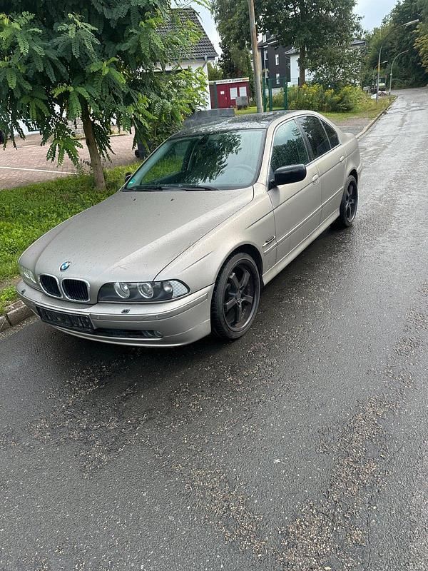 Gebraucht BMW 520 170 PS (125 kW) 2003 Grau Limousine